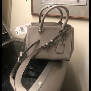 NWT Michael Kors Benning MD Messenger Leather Gray